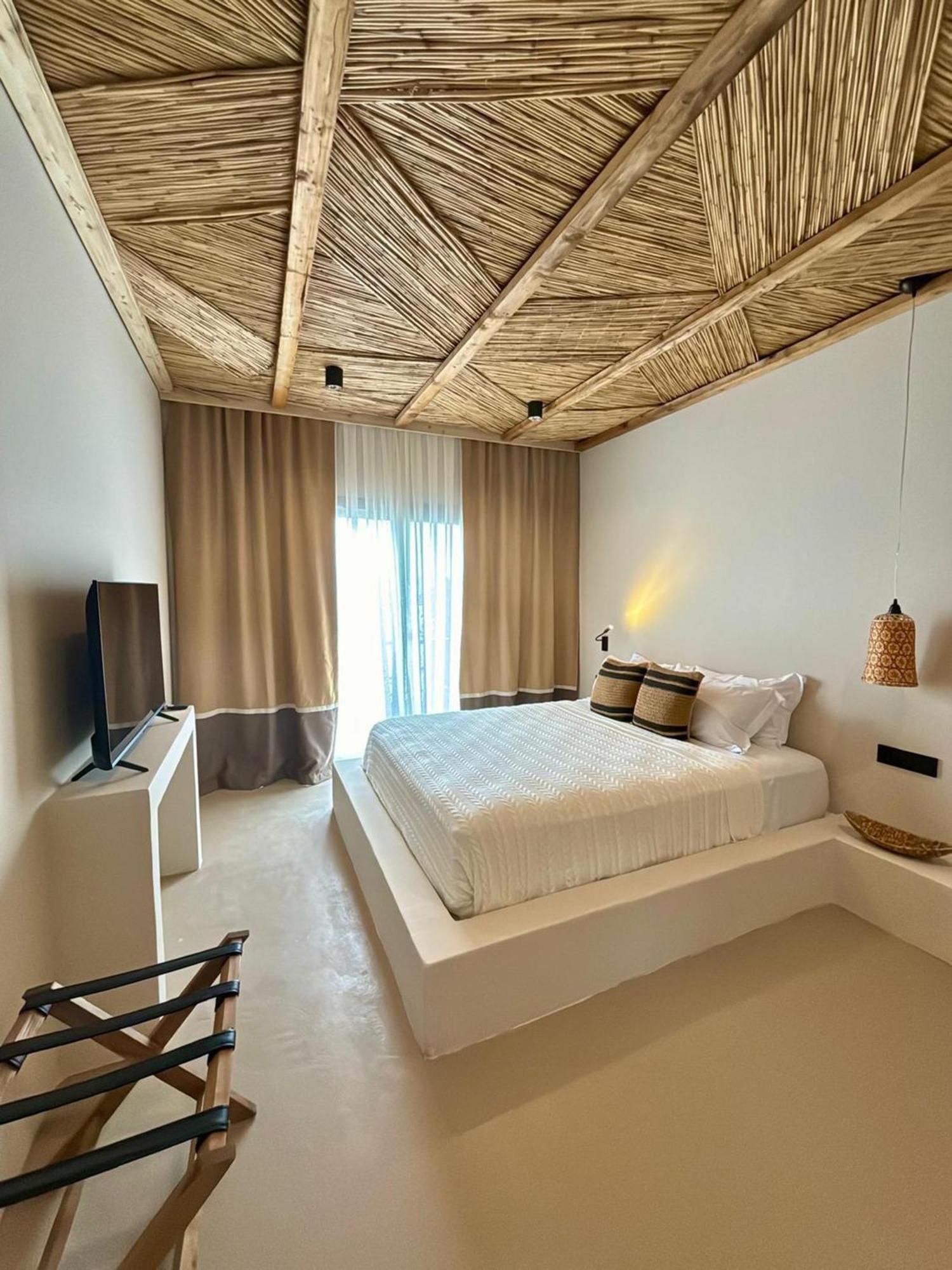La Local Yalikavak Hotell Bodrum Exteriör bild